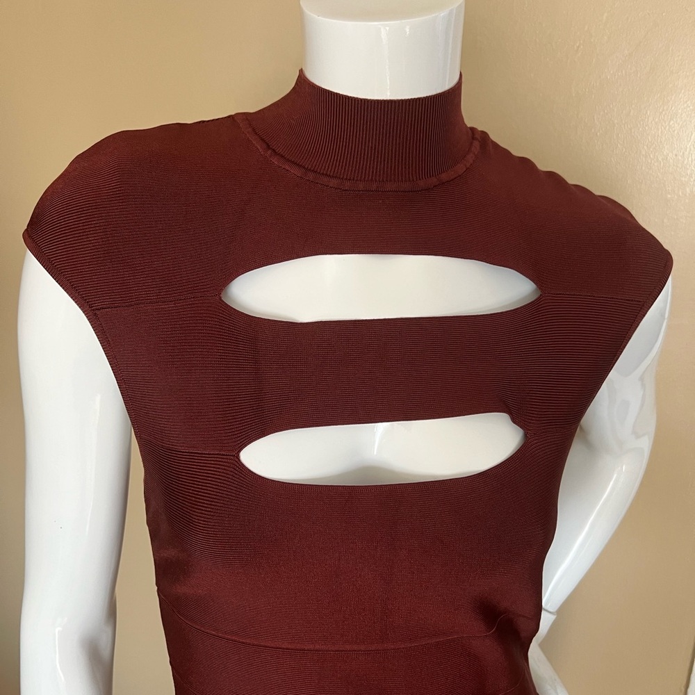 Hervé Léger Icon Cap Sleeve Gown - Picture 7 of 9